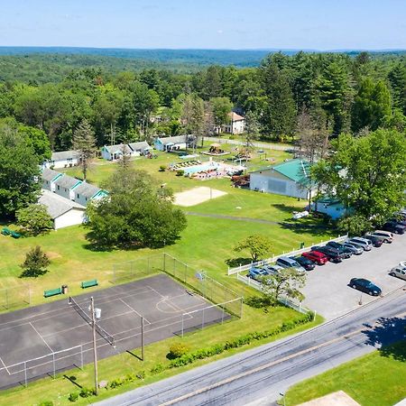 Chestnut Grove Family Resort Mount Pocono Luaran gambar
