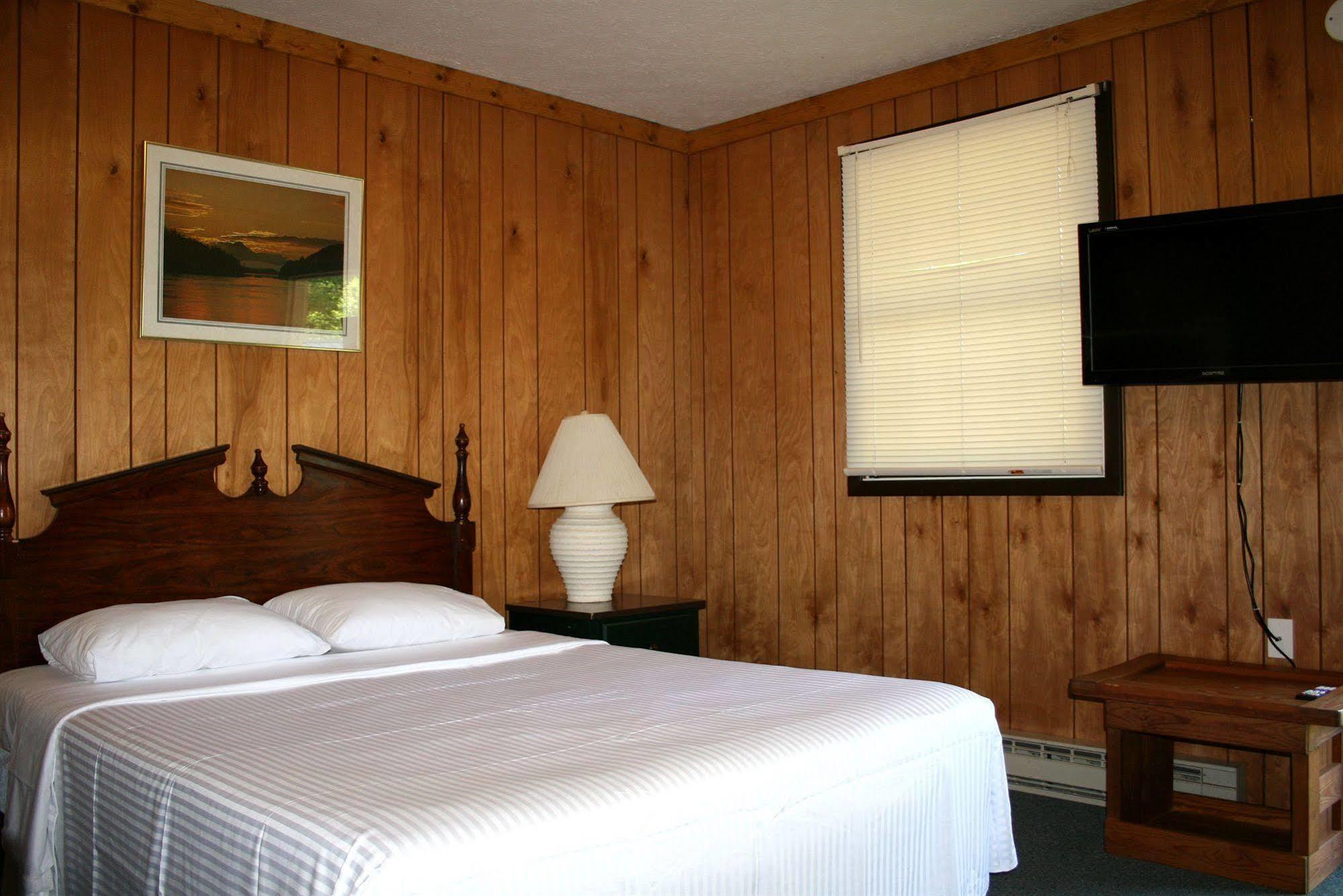 Chestnut Grove Family Resort Mount Pocono Luaran gambar