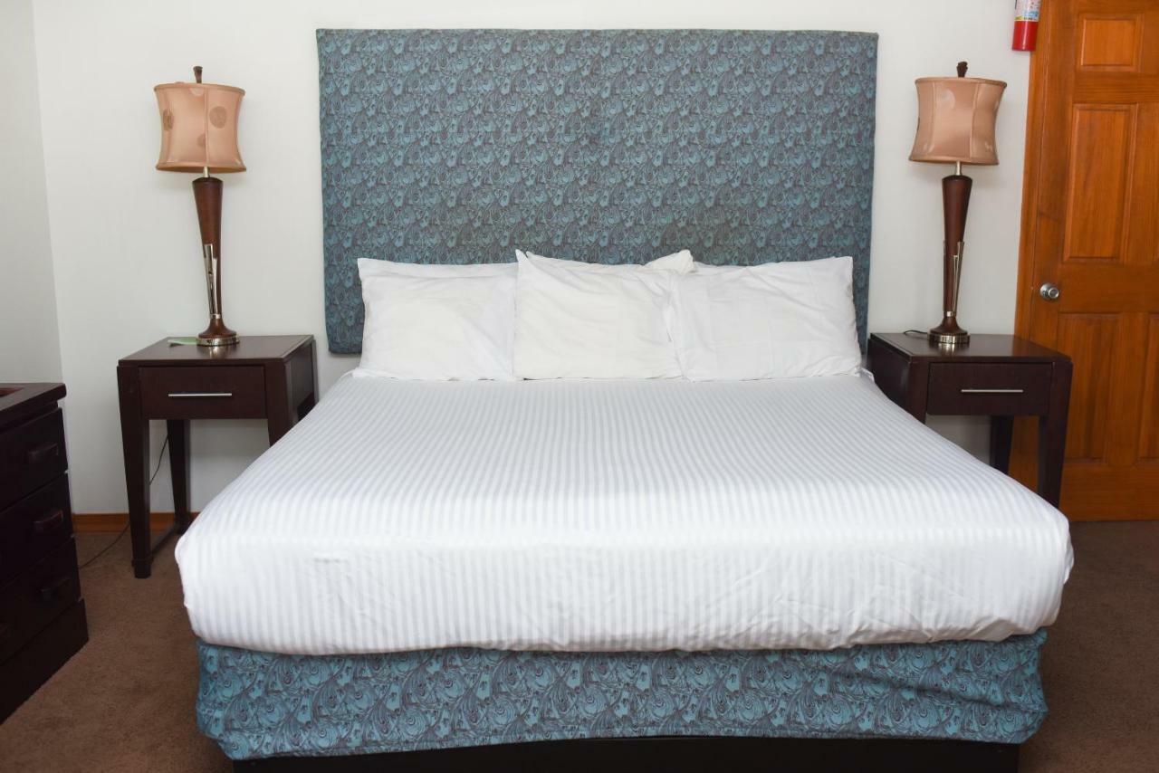 Chestnut Grove Family Resort Mount Pocono Luaran gambar