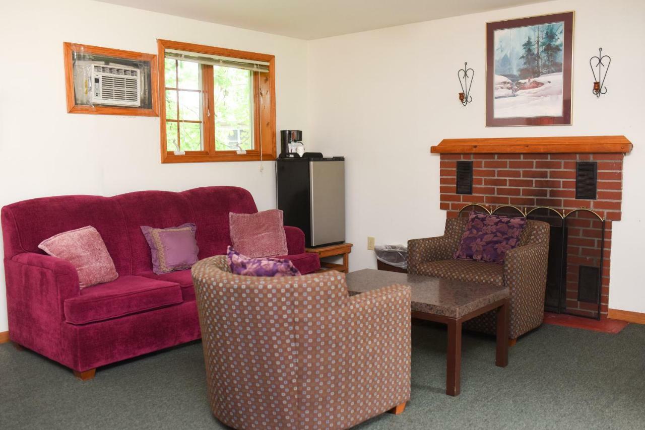 Chestnut Grove Family Resort Mount Pocono Luaran gambar