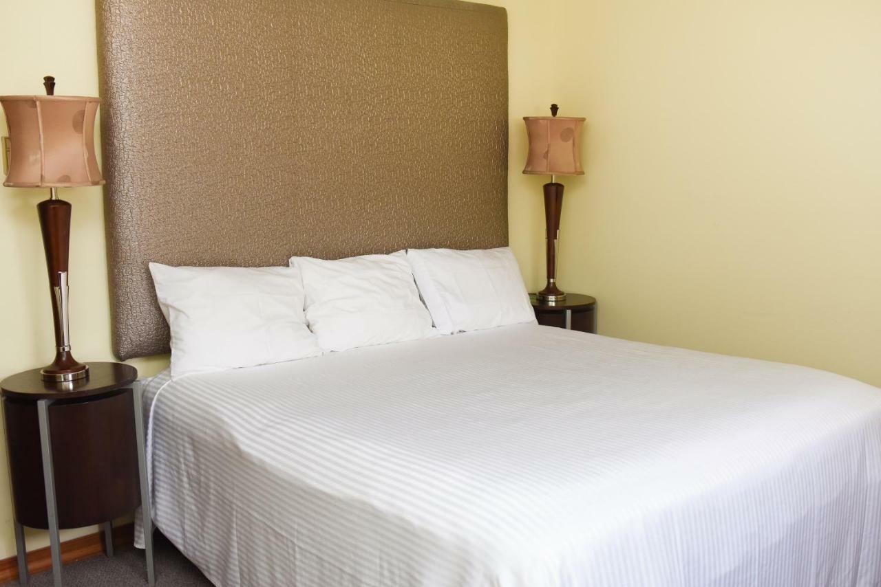 Chestnut Grove Family Resort Mount Pocono Luaran gambar