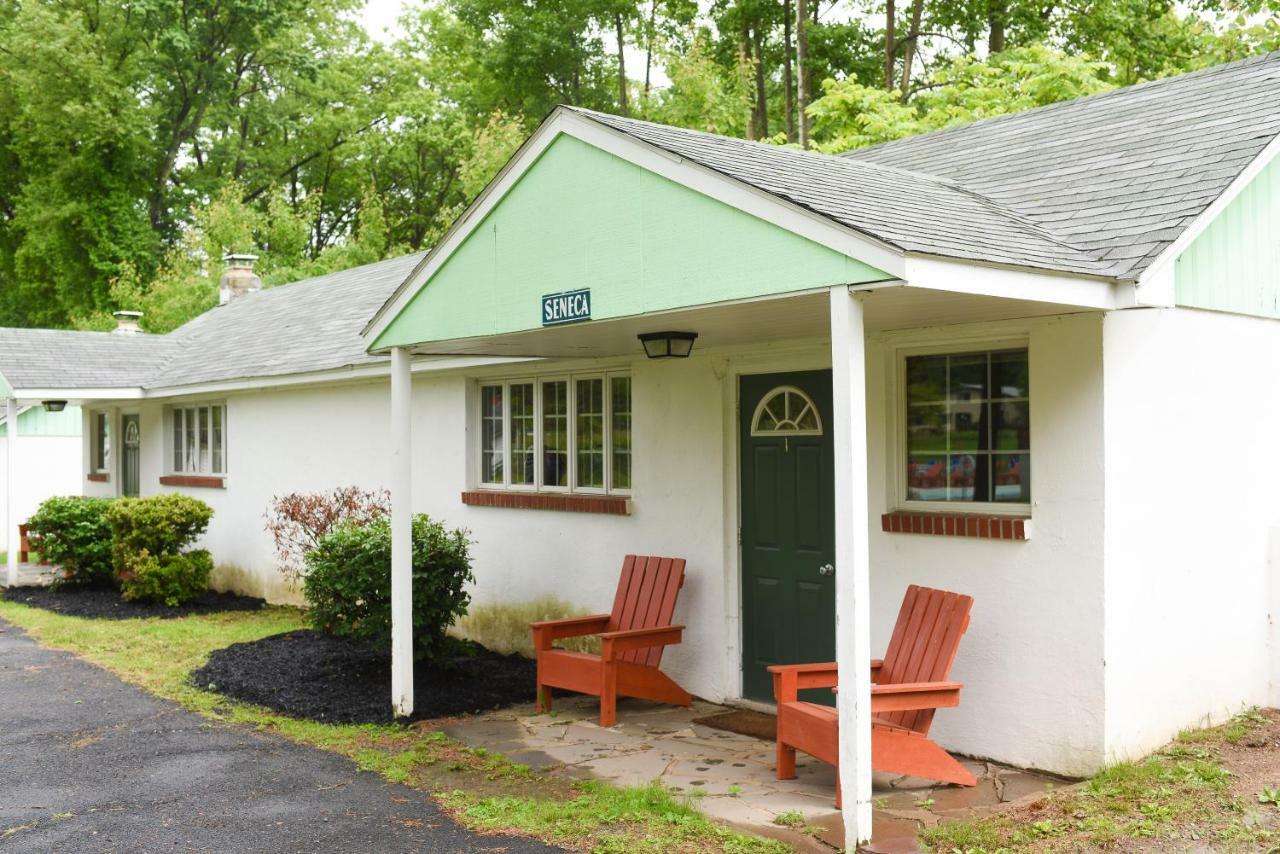 Chestnut Grove Family Resort Mount Pocono Luaran gambar