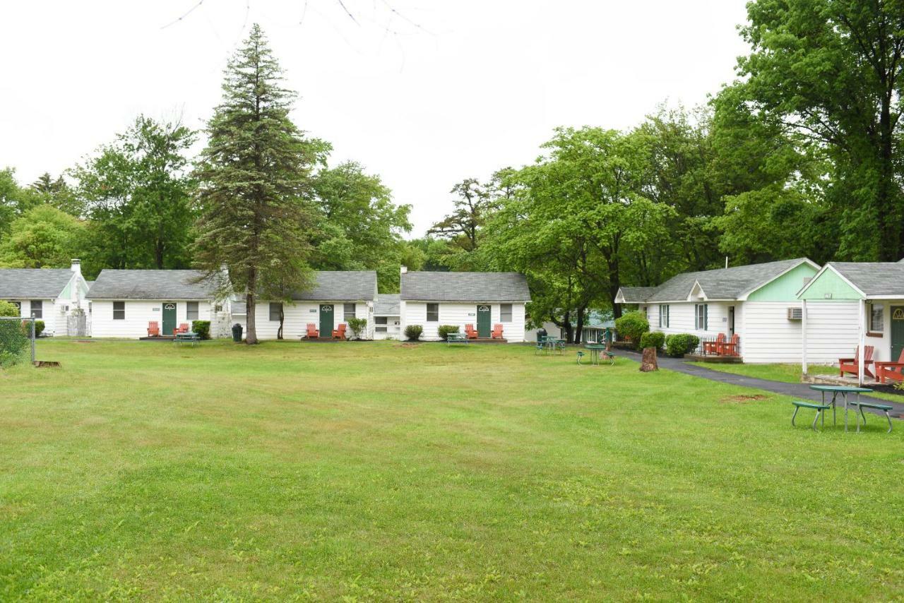 Chestnut Grove Family Resort Mount Pocono Luaran gambar